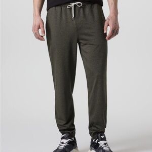 Vuori Ponto Performance Pants $110 Retail